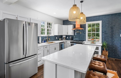 Crestline Heights House | Unique 3BR/3B Magic City Home