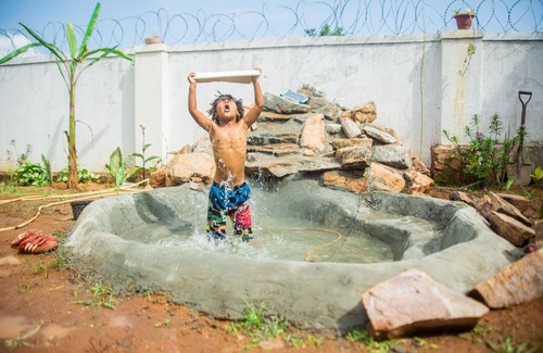 Entebbe Villa | Unique 5-bed lakeview villa with roofterrace, minibeach, sandpit and kids pond.