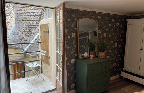La Charite-sur-Loire Apartment | Unique and luxurious apartment located in the heart of La Charité sur Loire.