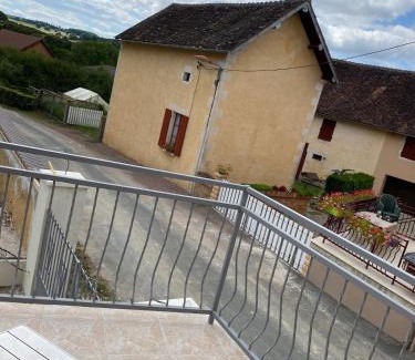 Dampierre-sous-Bouhy House | Unique and quiet house with beautiful terrace