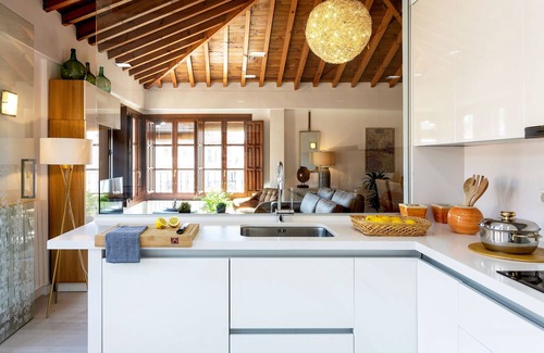 San Pedro Apartment | Unique Apartment with Stunning Alhambra Views