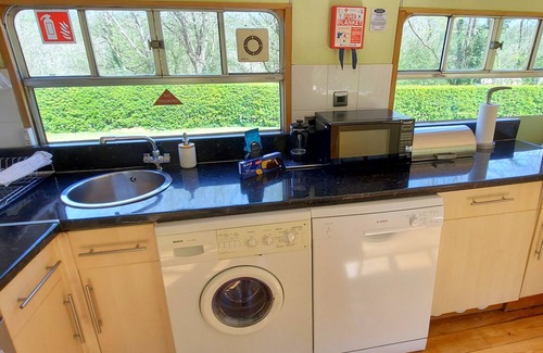 Donnington House | Unique converted railway carriages- self catering sleeps 6