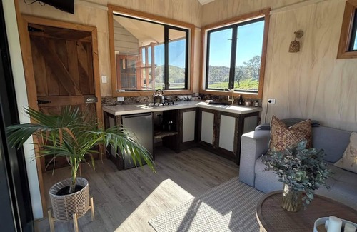 Ngatimoti Other | Unique Cottage/Rural Retreat! surrounded in wildlife/close to Local attractions