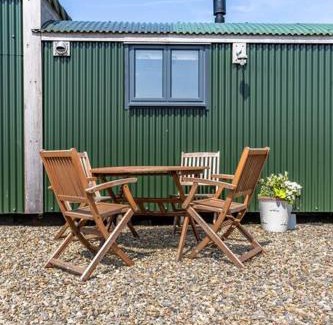 Nolton House | Unique Double Shepherd's Hut Hideaway - Pembrokeshire