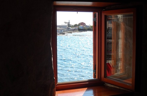 Umag House | unique historical STONE TOWER DIRECTLY BY THE SEA! carefully restored
