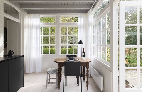 Loon op Zand House | Unique holiday home located in the castle garden of the White Castle estate