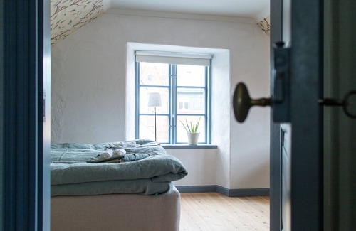 Innerstaden House | Unique house in downtown Visby next to St. Karin ruin - 8 beds - large garden