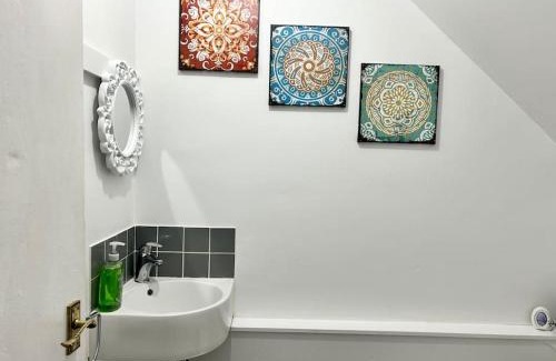 Great Houghton Apartment | Unique Indian Inspired Townhouse