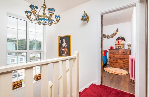 Mabe Cottage | Unique Pirate Cottage in Penryn, Falmouth with hot tub, sleeps max 8