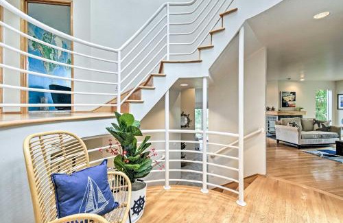 Port Ludlow House | Unique Port Ludlow Home with 3 Decks and Hot Tub!