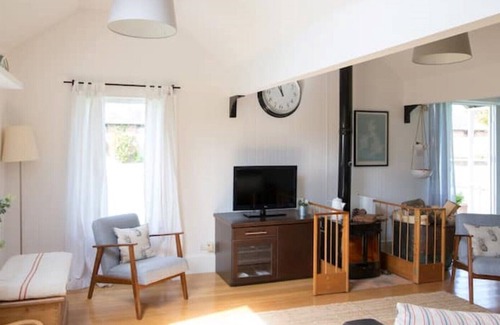 Oving House | Unique rural eco house, with seasonal shared pool & tennis court