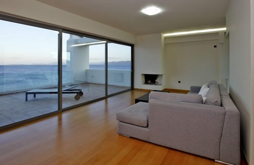 Agii Theodori Apartment | Unique Sea View Apartment