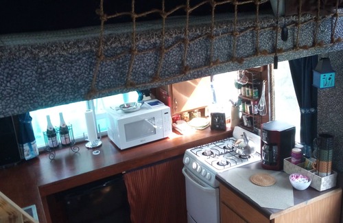 Kalifornsky House | Unique tiny house,