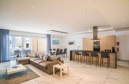 San Tumas Apartment | Unique Villa Apartment with private pool and Sea Views - The Sea-Bank