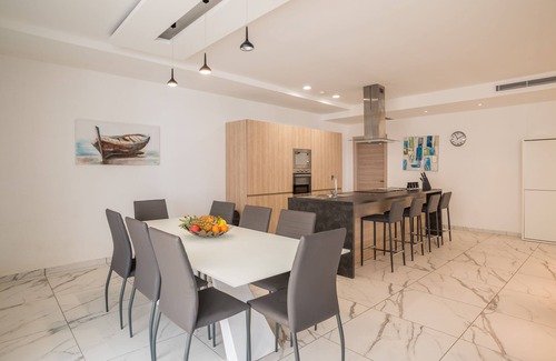 San Tumas Apartment | Unique Villa Apartment with private pool and Sea Views - The Sea-Bank