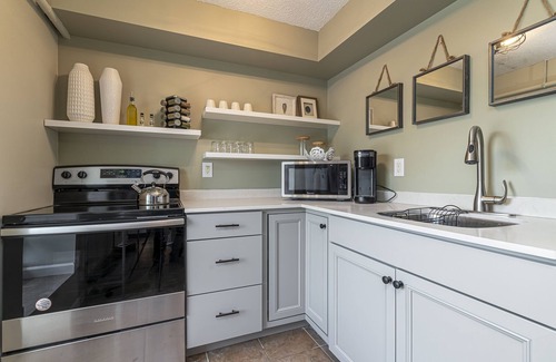 Carbondale Apartment | Unique Water Dept Suite by SIUC
