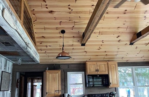 Goodman Cabin | Unique Waterfront Cabin on High Falls Flowage