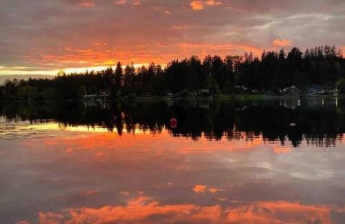 Eatonville House | Unique Waterfront Cottage 34 Mi To Mt Rainier