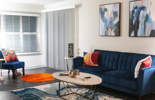 North Druid Hills Apartment | Uniquely designed vintage yet Modern Apartment home