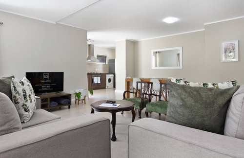Century City Apartment | UniqueStay Mayfair Apartment 139