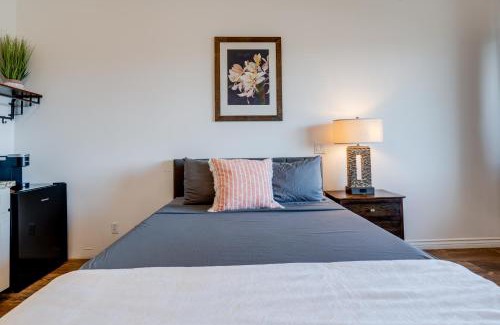 Wailuku Apartment | Unit 12 Maui Ohana Modern Studio