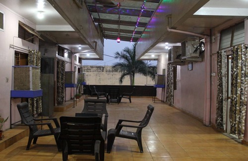Jabalpur House | Unit 15 Beautiful and clean room to stay