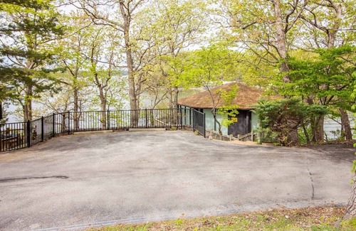 Village of Four Seasons House | UNIT 29 - TREETOP 2 BEDROOM VILLA
