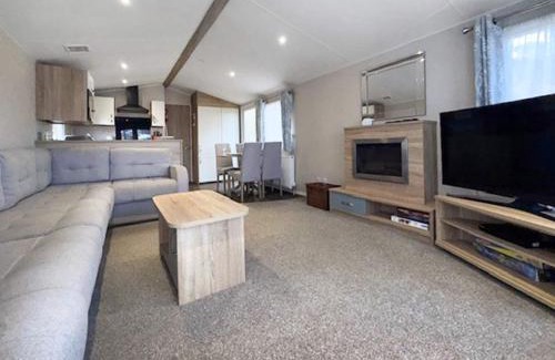 Weybourne House | Unit 44
