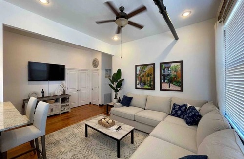 Hammond Condo | Unit A - 2-bedroom 2 bath condo in wonderful Downtown Hammond with AC, WiFi