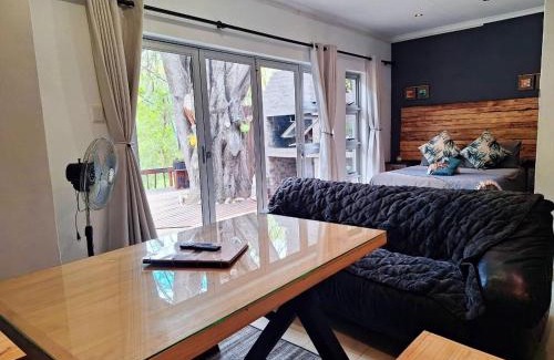 Oudtshoorn House | Unit Blessed