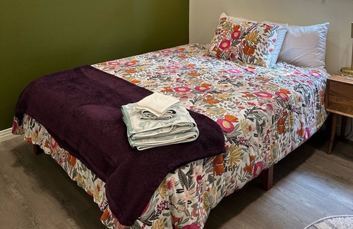 University Heights Condo | University Heights Getaway