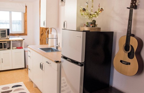 Monmouth Apartment | University Suite on Stadium Drive