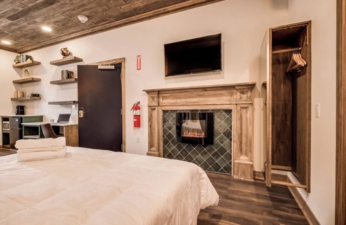 Prescott Hotel | Unplanned Days. Unforgettable Nights.
