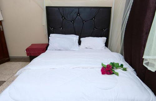 Mlingotini House | Ununio Beach Holiday Home