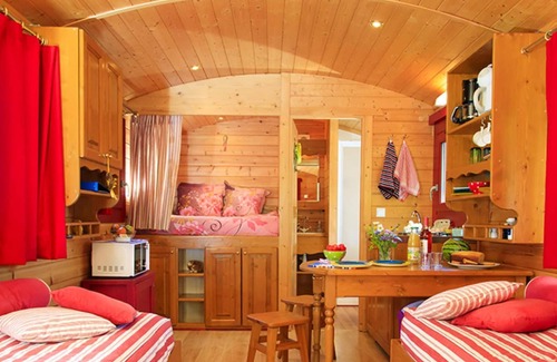 Crecy-en-Ponthieu House | Unusual caravan near Baie de Somme