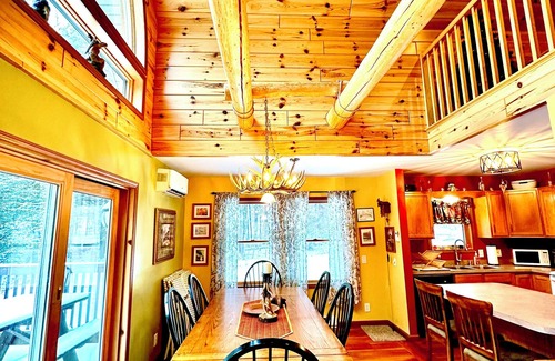 Union Dale Ski Chalet | Unwind and Exhale, this log cabin chalet is for you !