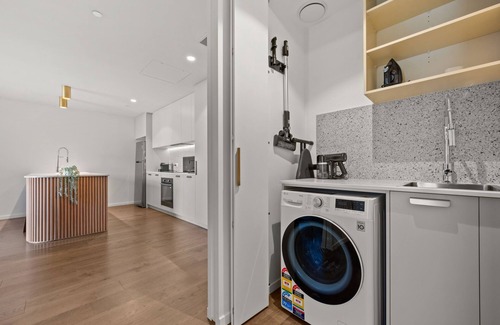 Braddon Apartment | Unwind in Elegance: Your Perfect Braddon Apartment