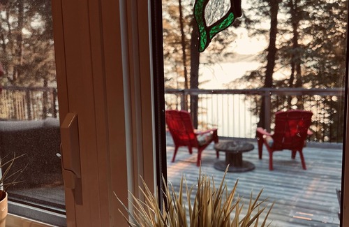 Algoma District Cottage | Unwind, Relax, Rejuvenate - The Lake House @ Elliot Lake