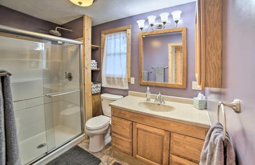 Wetmore Bed & Breakfast | UP Badger Lodge BnB-Lake Family