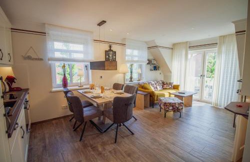 Upleward Apartment | Up Besöök - Rapsblüte mit Infrarotsauna