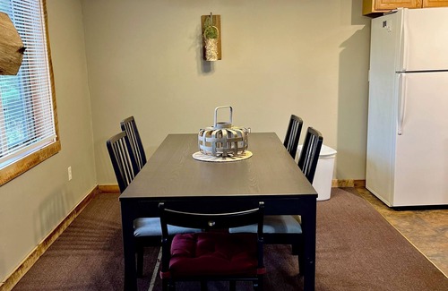 Stambaugh House | UP north getaway with Hottub!