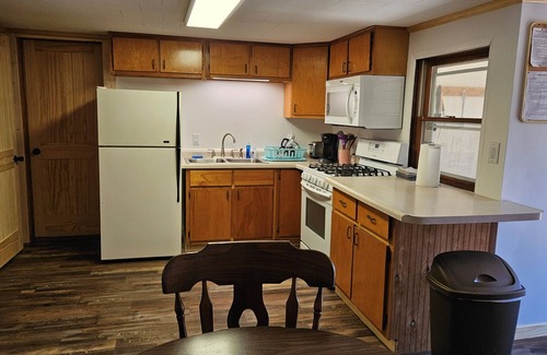 Rumely Cottage | UP Sunrise Cottages #7B Duplex - Family Resort