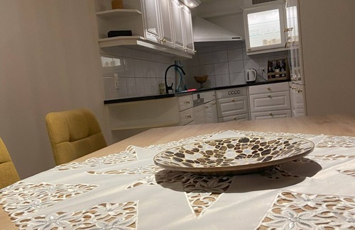 Therwil House | Up to 6 beds in the green but still in 20 min in the center of Basel