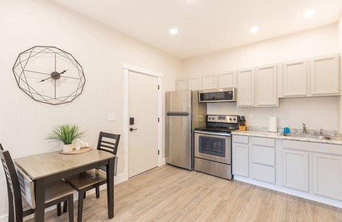 Great Falls Apartment | Updated 2 Bedroom Apartment
