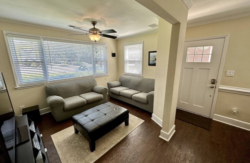 West Ashley House | Updated house, minutes from downtown & beach!