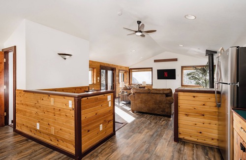 Evergreen Cabin | Updated Mountain Retreat/Stunning Views/Hot Tub/Sauna