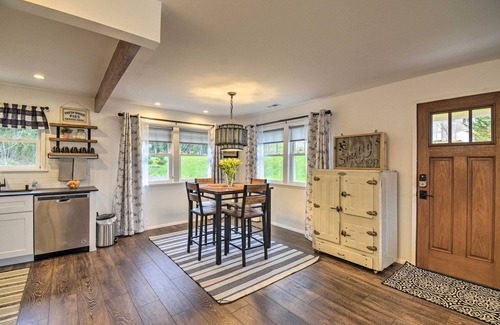 Retsil House | Updated Port Orchard Home, Walk to Waterfront