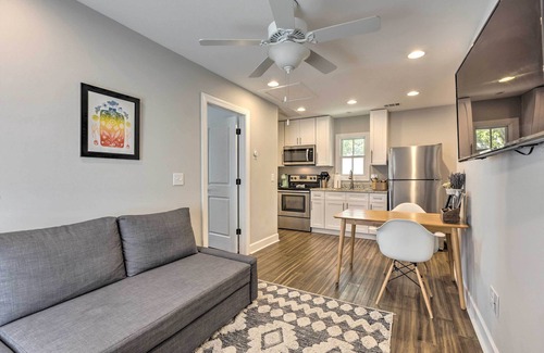 Metropolitan Apartment | Updated Savannah Apartment - Walk to Forsyth Park!