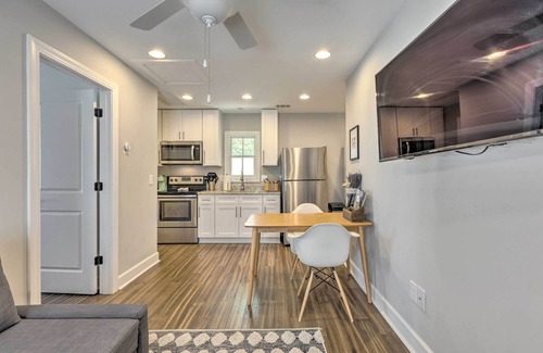 Metropolitan Apartment | Updated Savannah Apartment - Walk to Forsyth Park!