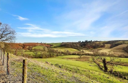 Tirabad House | Upper Caerfaelog Farmhouse